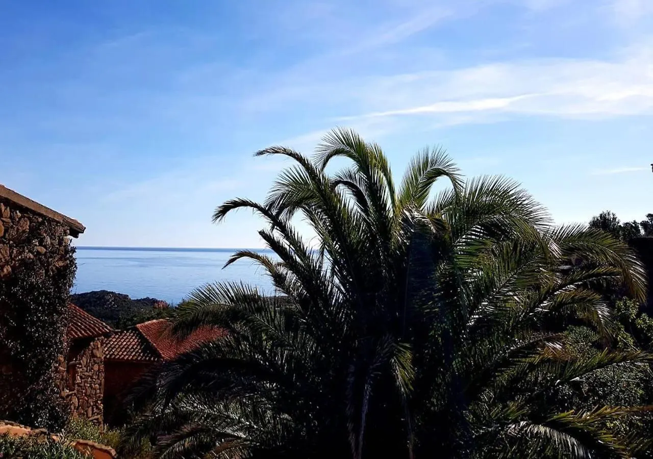 Appartement San Teodoro Punta Est Ampio Trilocale Vista Mare à Cap Coda Cavallo