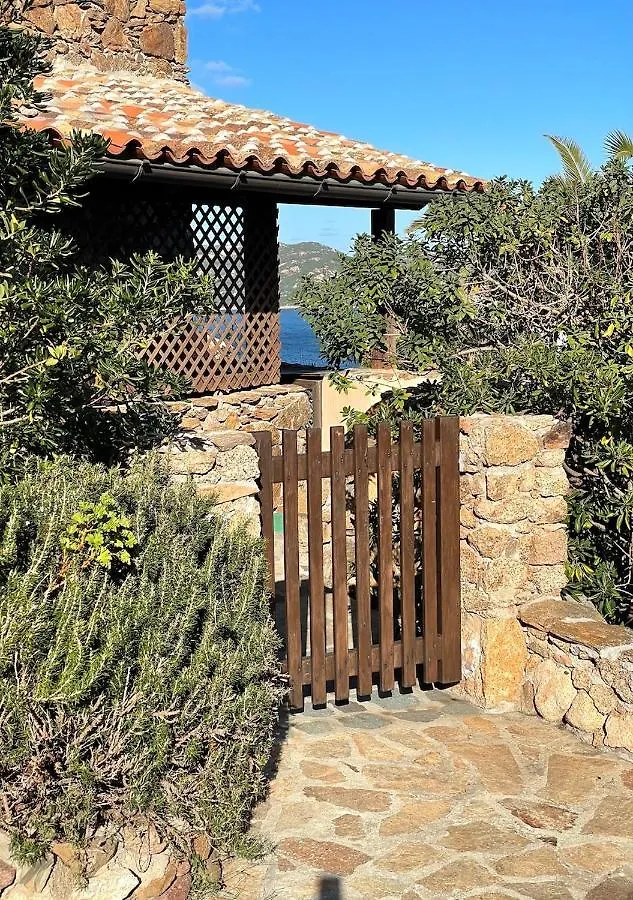 Appartement San Teodoro Punta Est Ampio Trilocale Vista Mare à Cap Coda Cavallo