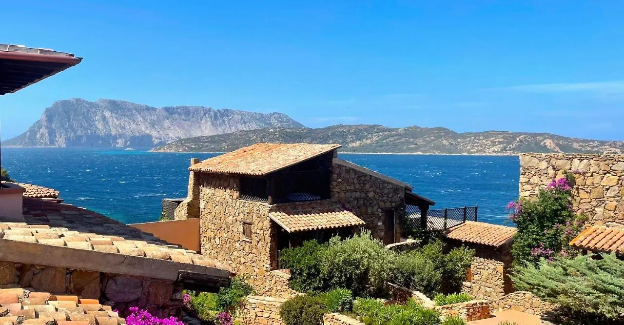 Appartement San Teodoro Punta Est Ampio Trilocale Vista Mare à Cap Coda Cavallo