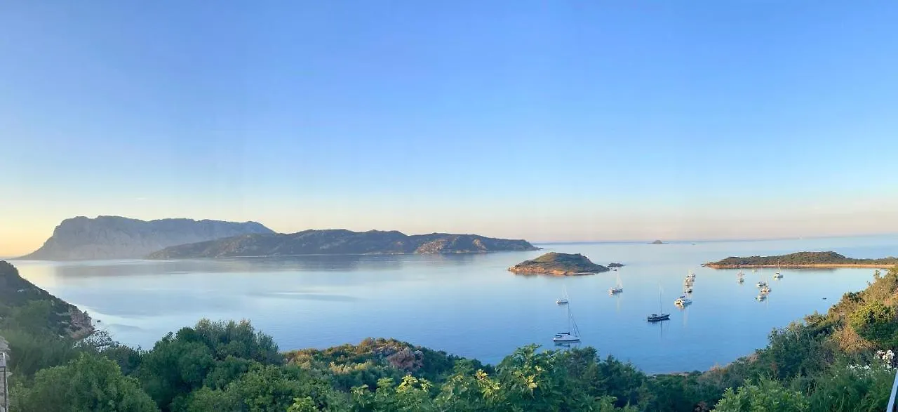 Appartement San Teodoro Punta Est Ampio Trilocale Vista Mare à Cap Coda Cavallo Italie